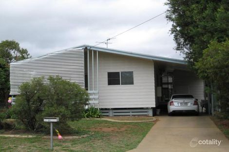 24 De Castella Dr, Moranbah, QLD 4744