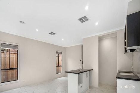 Property photo of 21 Escapade Street Tarneit VIC 3029