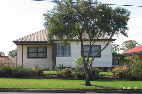 4 Broughton St, Old Guildford, NSW 2161