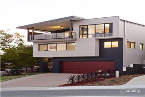 Property photo of 33 Nautilus Crescent Scarborough WA 6019