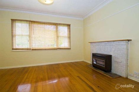 Property photo of 9 Gayle Street Watsonia VIC 3087