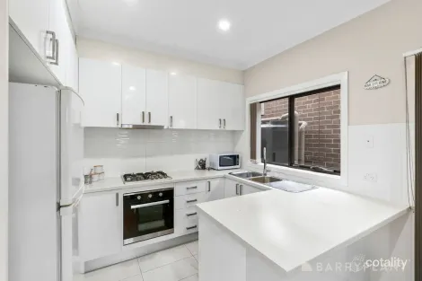 Property photo of 14 Larissa Street Tarneit VIC 3029