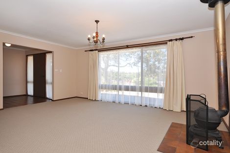 Property photo of 11 Sunnymeade Drive Aberfoyle Park SA 5159