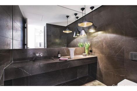 Property photo of 2/133 Alexandra Avenue South Yarra VIC 3141