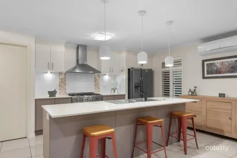 Property photo of 49 Westaway Crescent Bellbowrie QLD 4070