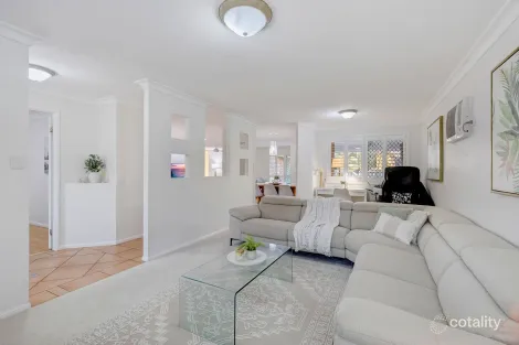 Property photo of 4 Conifer Street Carindale QLD 4152