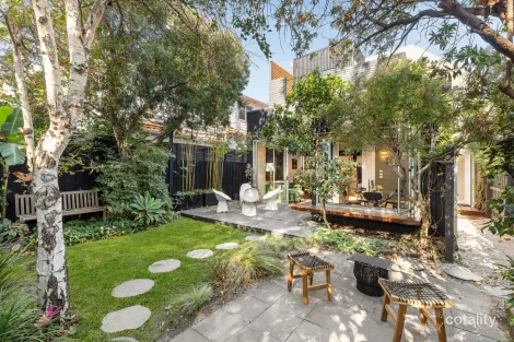 6 Thackeray St, Elwood, VIC 3184