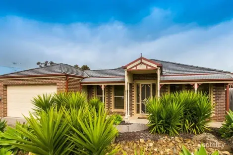 3 Carstairs Cl, Grovedale, VIC 3216