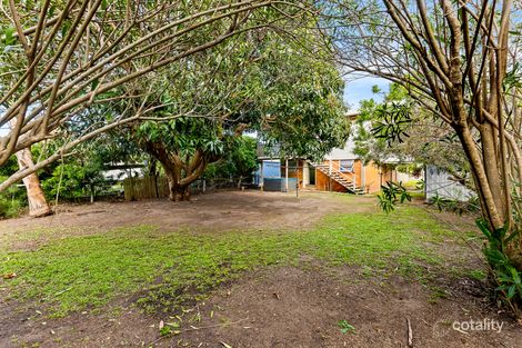 Property photo of 32 Tenth Avenue Sandgate QLD 4017