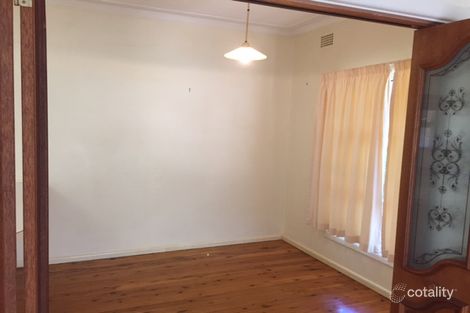 Property photo of 13 Roycox Crescent Dubbo NSW 2830