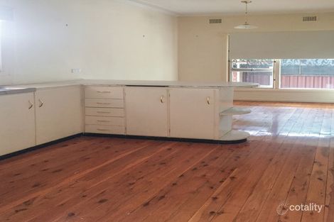 Property photo of 13 Roycox Crescent Dubbo NSW 2830