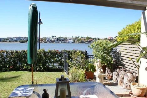 Property photo of 1/135 Macquarie Street Teneriffe QLD 4005