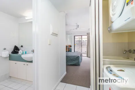 Property photo of 4/49 Russell Street South Brisbane QLD 4101