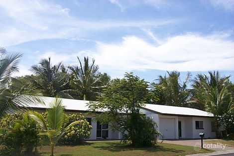 18 Magnolia St, Holloways Beach, QLD 4878