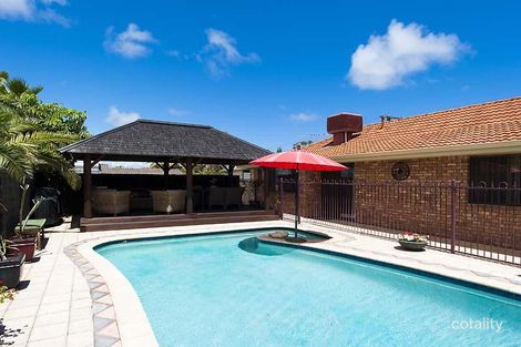 Property photo of 2 Ruse Court Padbury WA 6025