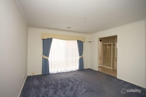 Property photo of 8 Lynbridge Crescent Tarneit VIC 3029