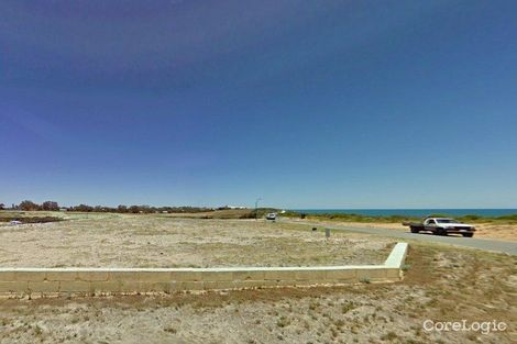 Property photo of 9 Lorea Loop Halls Head WA 6210