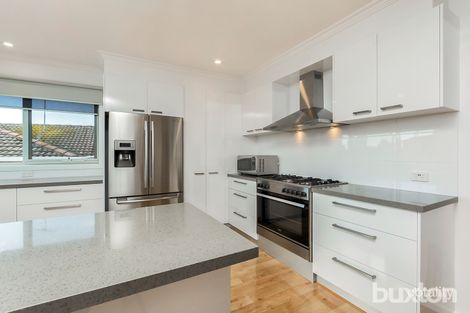 Property photo of 16 Glengate Street Hamlyn Heights VIC 3215