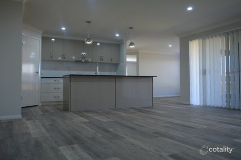 Property photo of 7 Madrid Court Glenvale QLD 4350