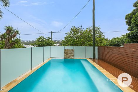 Property photo of 135 Macrossan Avenue Norman Park QLD 4170