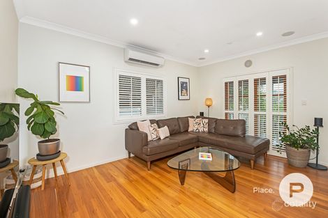 Property photo of 135 Macrossan Avenue Norman Park QLD 4170