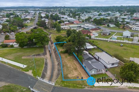 6 Henderson Ave, Cessnock, NSW 2325