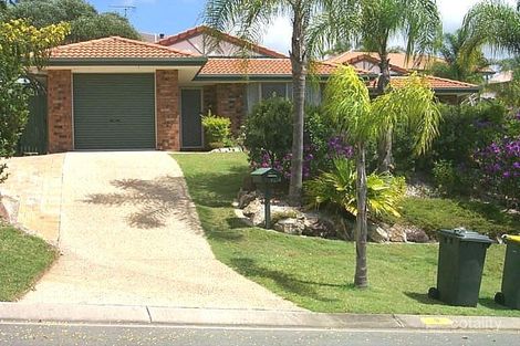 8 Edgemount Ct, Oxenford, QLD 4210