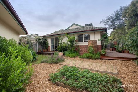 Property photo of 2/11 Clara Close Amaroo ACT 2914