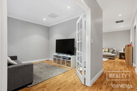 Property photo of 8 Turtle Way Stirling WA 6021