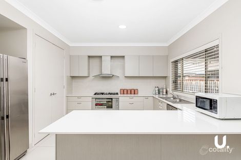 Property photo of 3 Sarazen Place Colebee NSW 2761