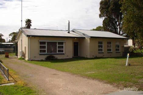 5 Long St, Tintinara, SA 5266