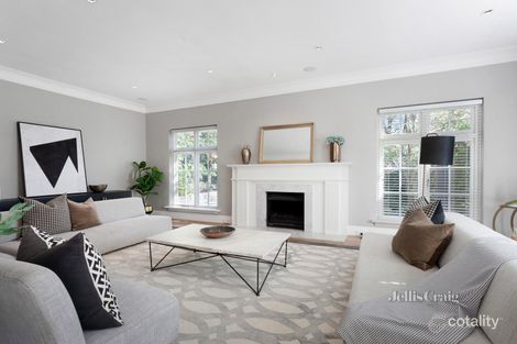 Property photo of 2 Millicent Avenue Toorak VIC 3142