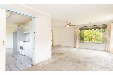 Property photo of 44 Goolagar Crescent Springdale Heights NSW 2641