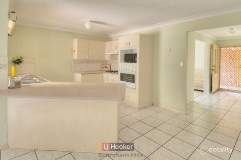 Property photo of 82 Candytuft Place Calamvale QLD 4116