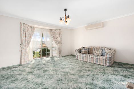 Property photo of 36 Slattery Place Pakenham VIC 3810