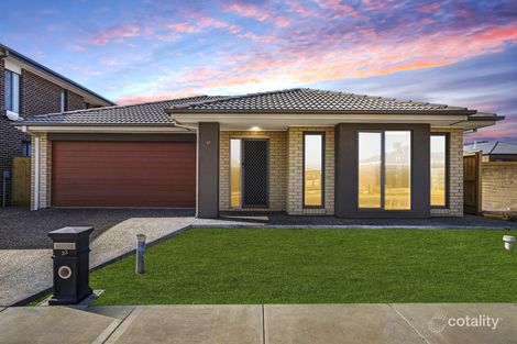 Property photo of 33 Gala Avenue Wyndham Vale VIC 3024
