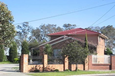 Property photo of 12 Ellsa Close Keysborough VIC 3173