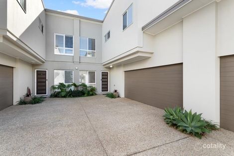 3/4 Dunns Tce, Scarborough, QLD 4020