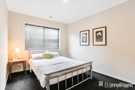 Property photo of 37 Grandpark Circuit Point Cook VIC 3030