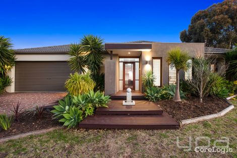 Property photo of 5 Mandora Grange Tarneit VIC 3029