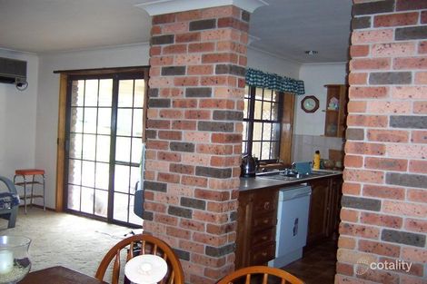 Property photo of 2 Heather Place Singleton Heights NSW 2330
