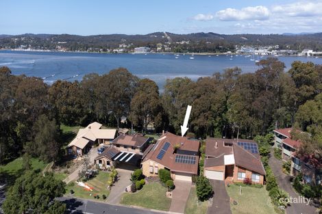 32 Peninsula Dr, North Batemans Bay, NSW 2536