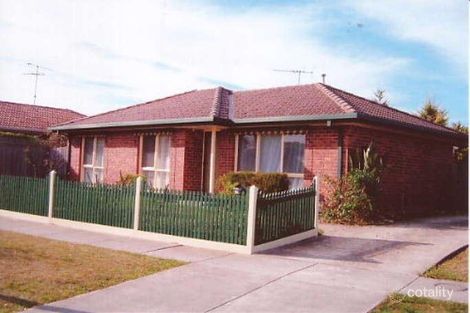 Property photo of 20 Simon Drive Pakenham VIC 3810