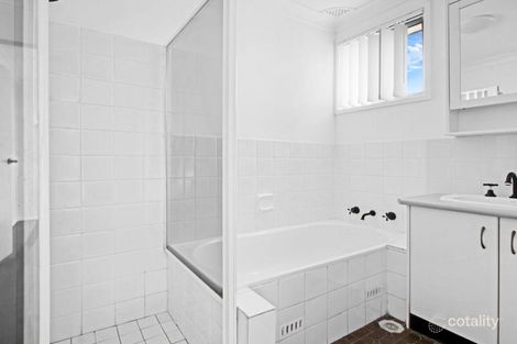 Property photo of 118 Melbourne Road St Johns Park NSW 2176