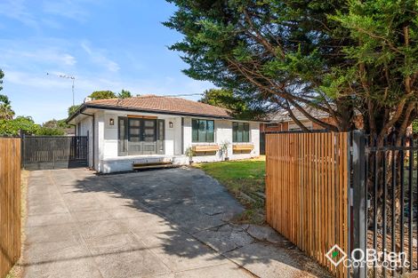 Property photo of 8 Bursaria Crescent Frankston North VIC 3200