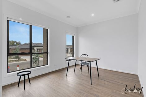Property photo of 12 Caseys Way Donnybrook VIC 3064