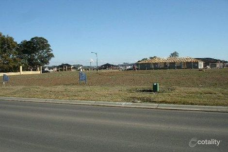 97 Sir Warwick Fairfax Dr, Harrington Park, NSW 2567