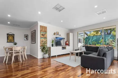 Property photo of 8 Karrakat Glade Beeliar WA 6164