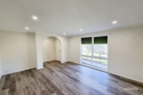 Property photo of 64 Millswyn Avenue Hampton Park VIC 3976