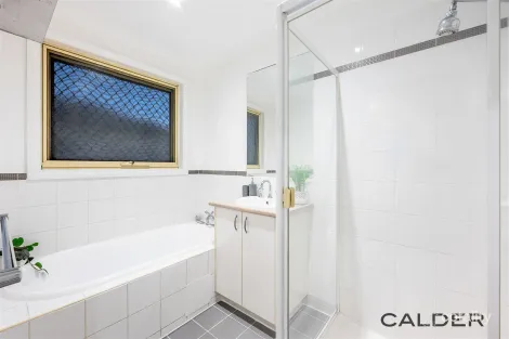 Property photo of 99 Jade Way Hillside VIC 3037
